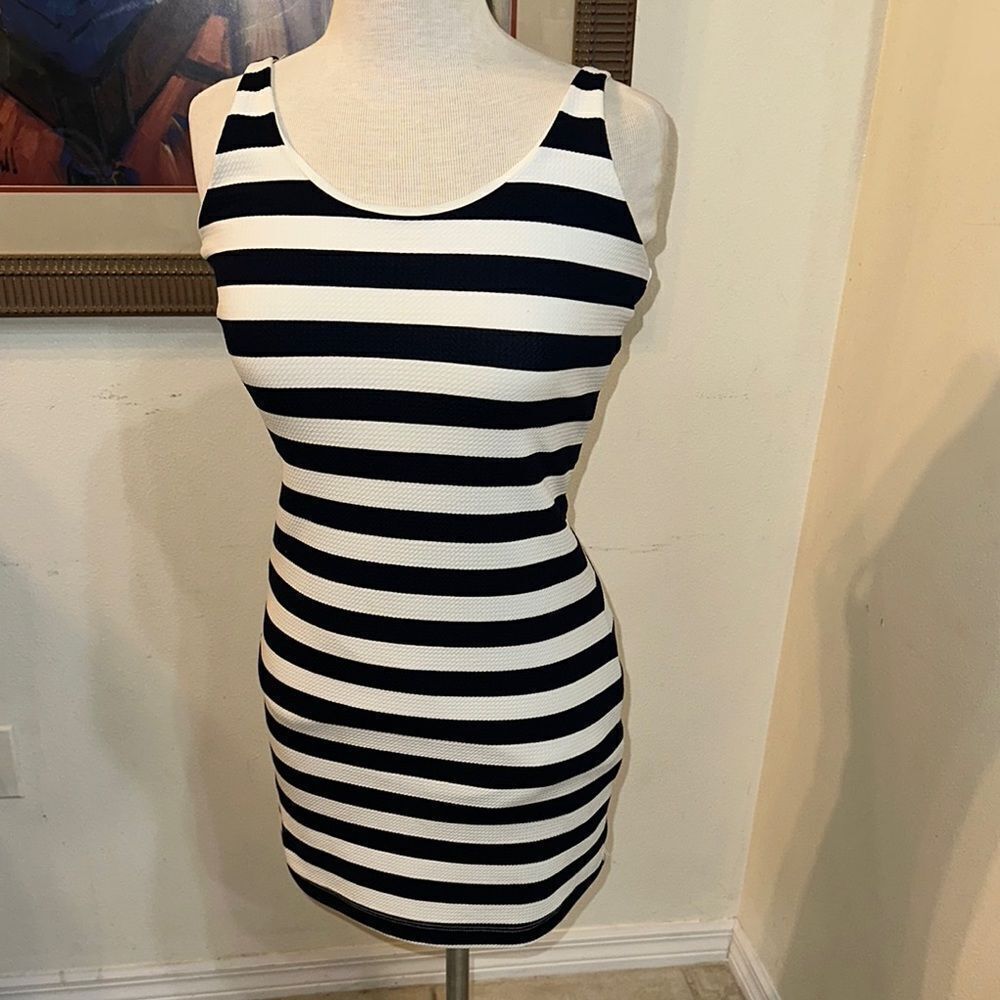 Lucy Love Navy/White Mini Bodycon Dress Size Medium - Picture 7 of 10